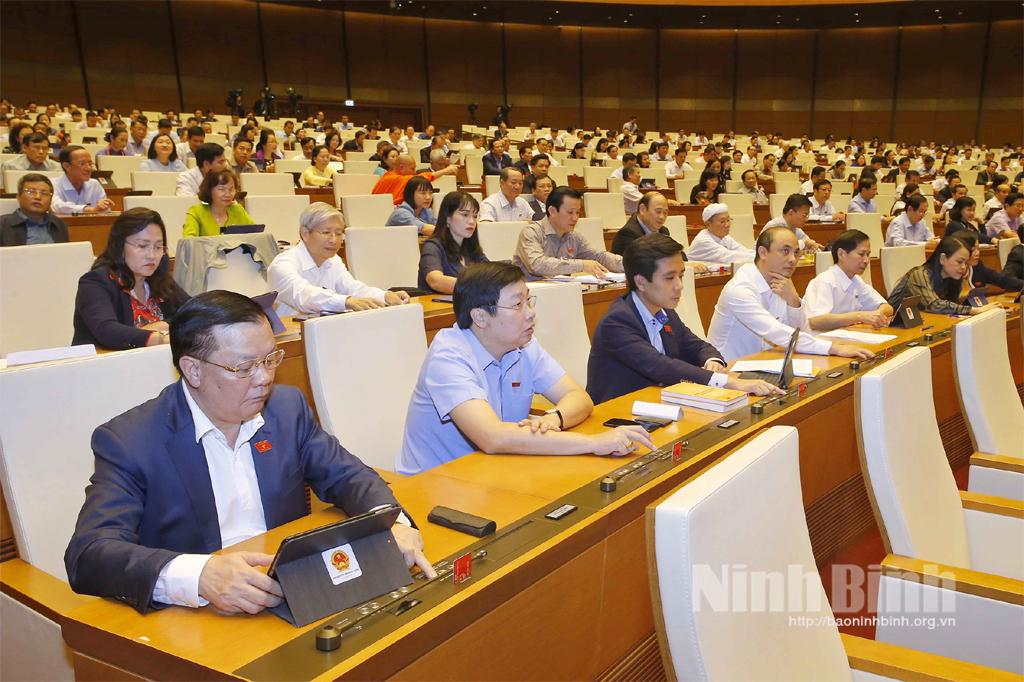 Xứng đáng với niềm tin của cử tri