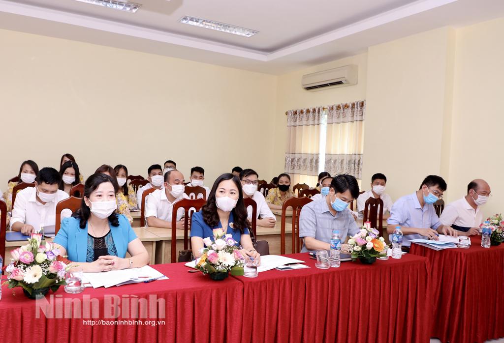 Sinh hoạt chi bộ thực hiện Chủ đề công tác năm 2021 của Tỉnh ủy