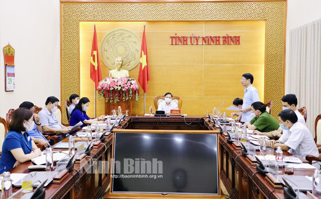 Giao ban công tác dân vận quý III