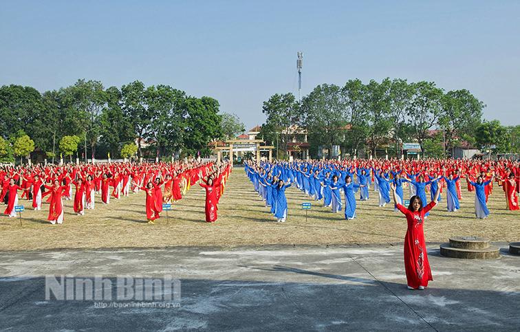 Hội thi Dân vũ thể thao trong hệ thống Hội Phụ nữ huyện Hoa Lư