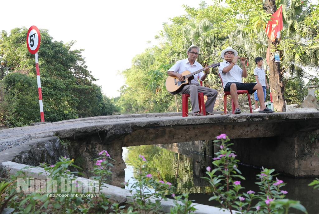 Có một ngôi làng yêu văn nghệ