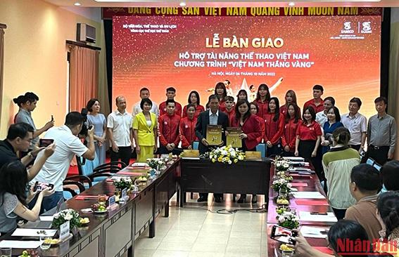 50 vận động viên tài năng Việt Nam được hỗ trợ 5 tỷ đồng