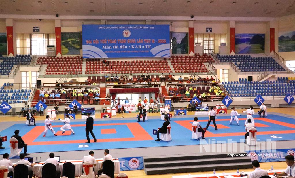 Các võ sỹ Karate Ninh Bình giành huy chương vàng đầu tiên tại Đại hội TDTT toàn quốc lần thứ IX