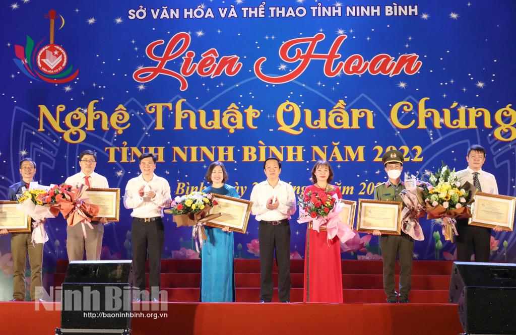 Trao giải và công diễn Liên hoan nghệ thuật quần chúng tỉnh Ninh Bình năm 2022