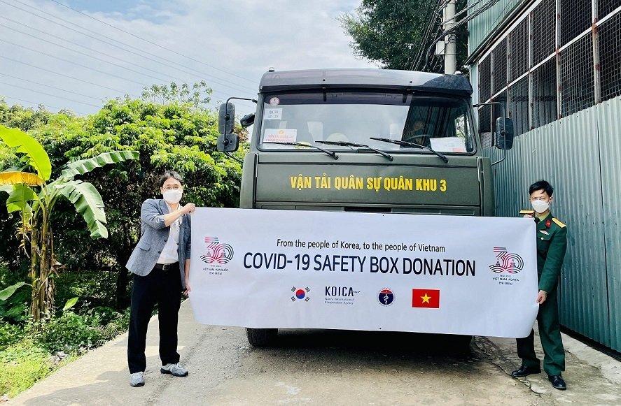 KOICA donates 9.45 million syringes to Vietnam for COVID-19 prevention and control