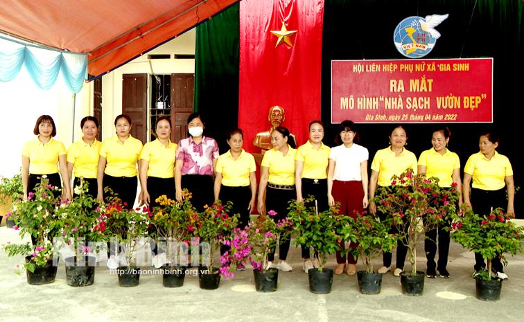 Ra mắt mô hình "Nhà sạch, vườn đẹp"
