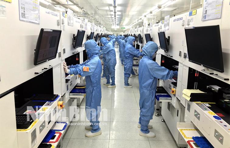 Industrial production value up 7.3% in April