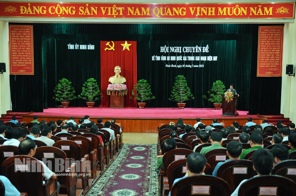 Hội nghị chuyên đề về tình hình an ninh quốc gia trong giai đoạn hiện nay