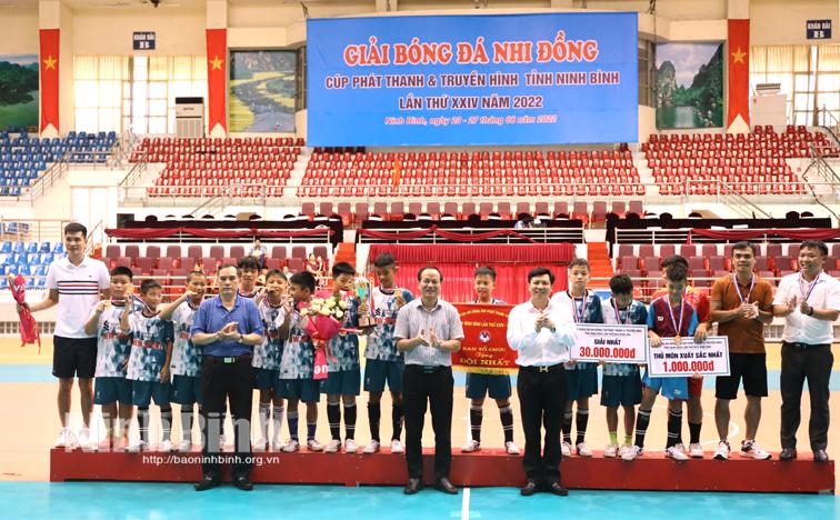 Chung kết và bế mạc Giải bóng đá nhi đồng Cúp Phát thanh & truyền hình tỉnh lần thứ XXIV năm 2022