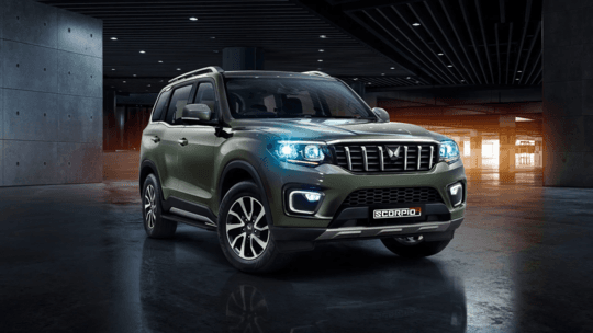 Hãng ô tô của Ấn Độ bán được 100.000 chiếc SUV trong 30 phút