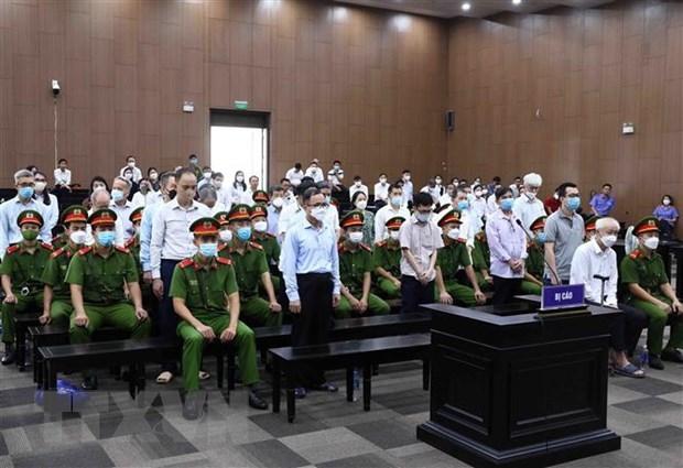 Làm cán bộ, đừng "đẽo cày giữa đường"