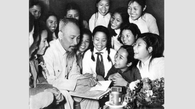 [Audio] Những câu chuyện về Bác Hồ với phụ nữ