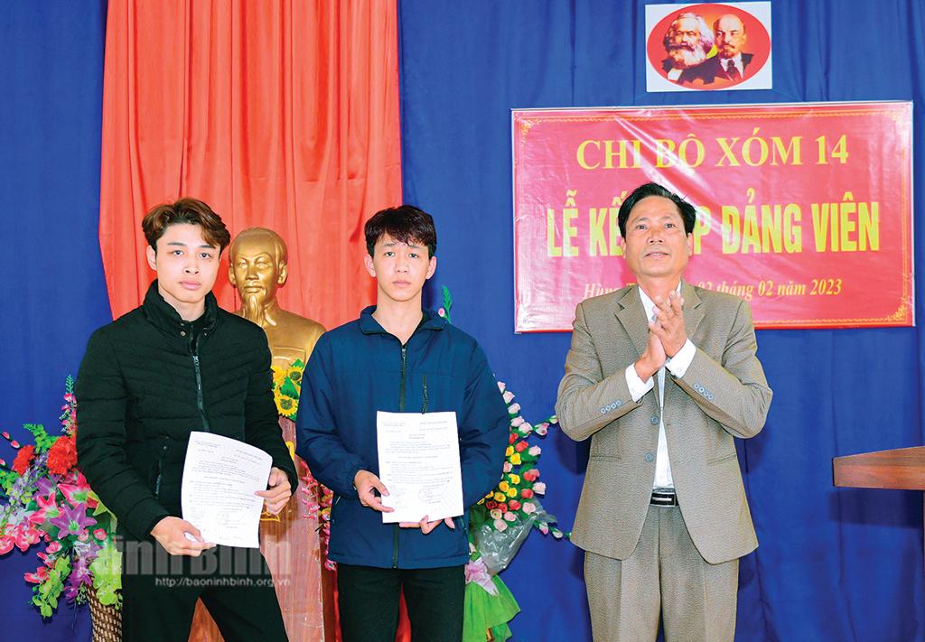 Quan tâm xây dựng thế hệ thanh niên ưu tú, tạo nguồn kế cận chất lượng cho Đảng