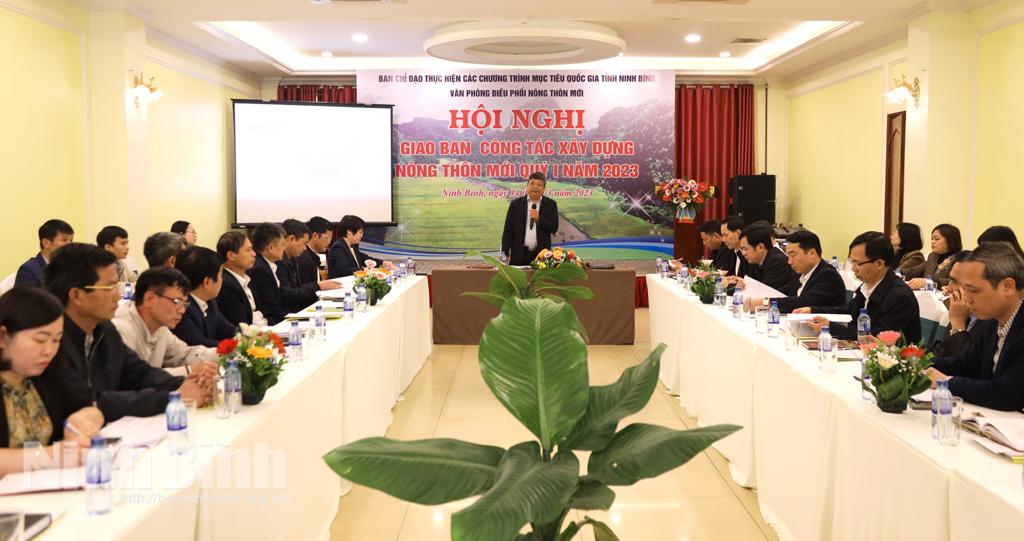 Giao ban công tác xây dựng nông thôn mới quý I