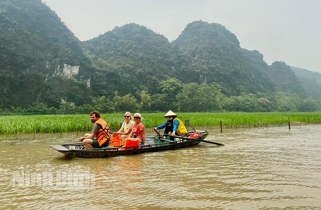 Ninh Binh welcomes over 3.2 million visitors in Q1