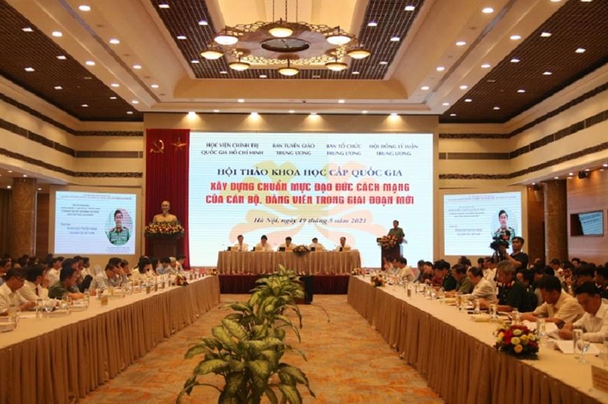 Khi "nền tảng gốc" bị đánh mất