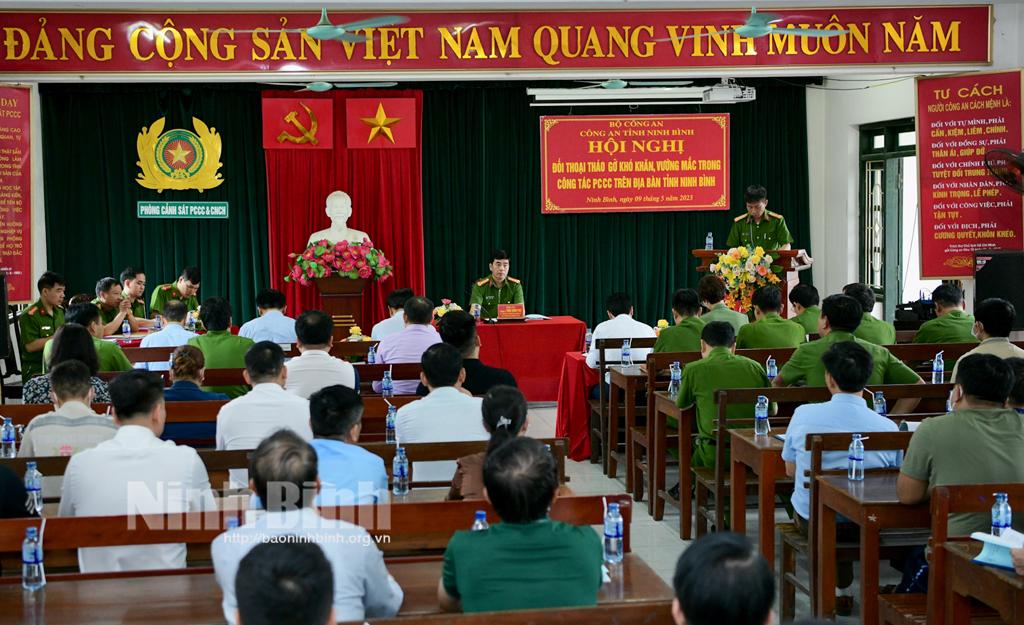 Đối thoại tháo gỡ khó khăn, vướng mắc trong công tác phòng cháy, chữa cháy trên địa bàn tỉnh