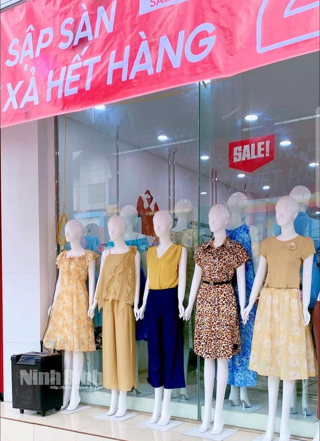 Thời trang trước "bão" sales cuối vụ