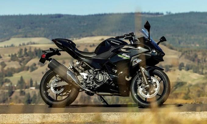 Kawasaki Ninja 500 - môtô mới giá 6.300 USD