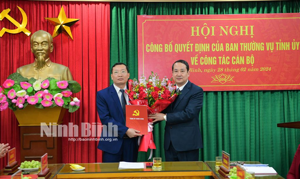 Ban Tuyên giáo Tỉnh ủy công bố Quyết định của Ban Thường vụ Tỉnh ủy về công tác cán bộ