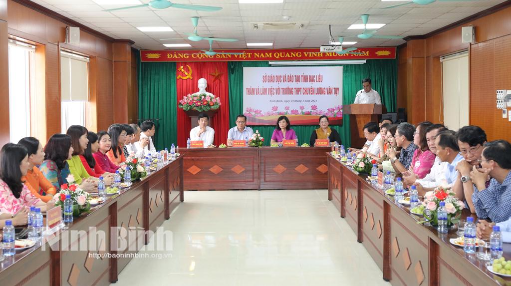 Đoàn công tác tỉnh Bạc Liêu thăm, làm việc với Trường THPT chuyên Lương Văn Tụy và THPT Ninh Bình-Bạc Liêu