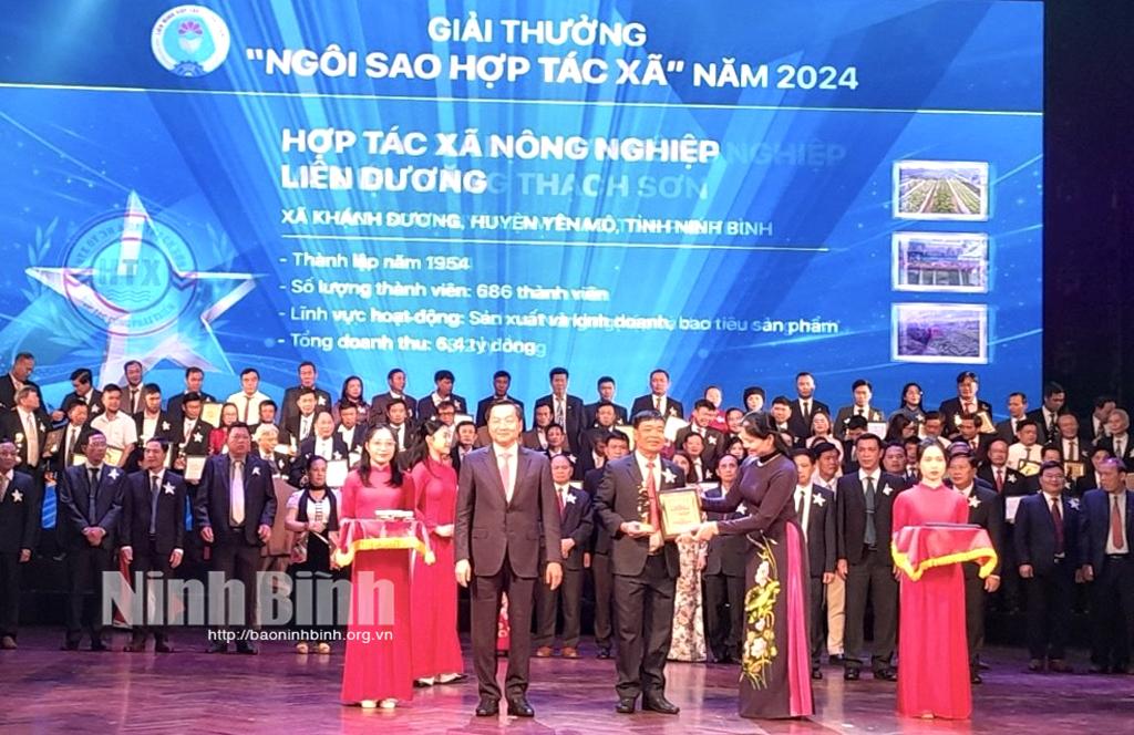 HTX nông nghiệp Liên Dương được trao giải Ngôi sao Hợp tác xã năm 2024