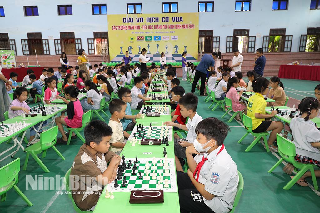 Giải vô địch cờ vua các trường mầm non, tiểu học thành phố Ninh Bình năm 2024
