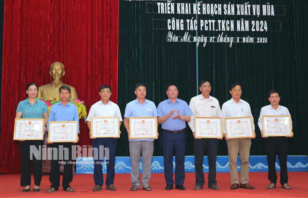 Yên Mô triển khai sản xuất vụ Mùa
