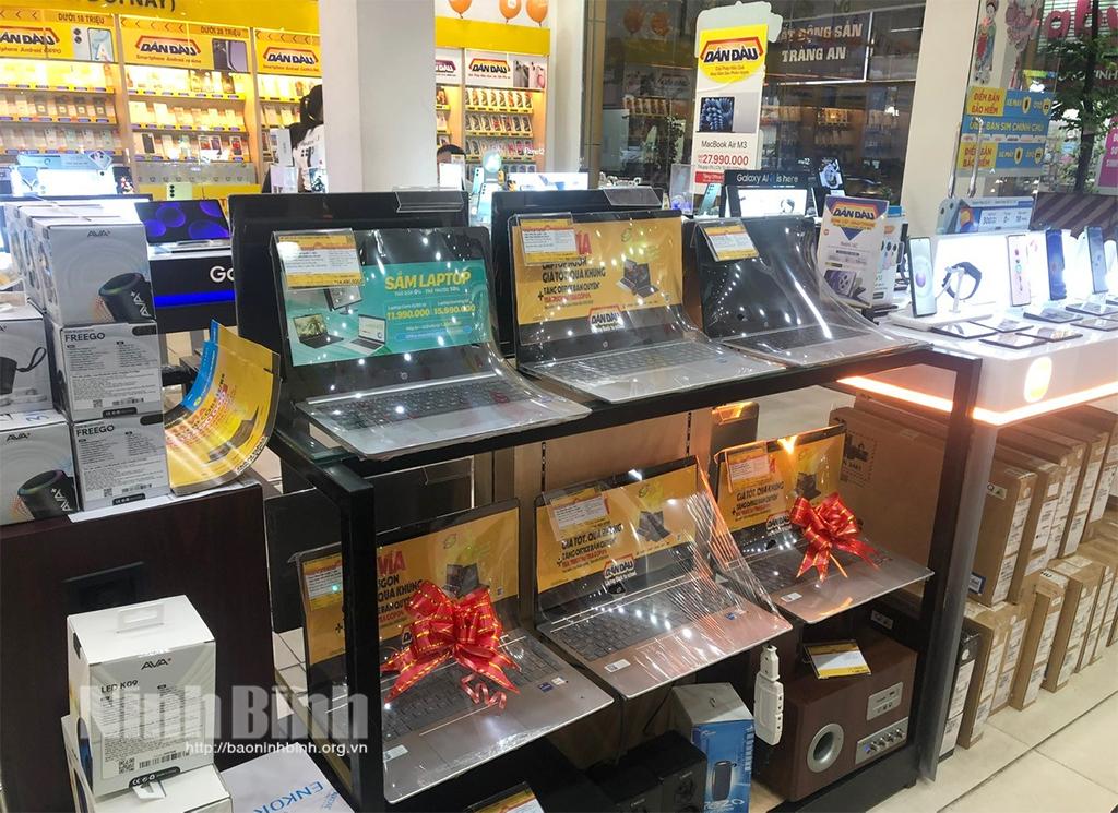 Thị trường máy tính khởi sắc