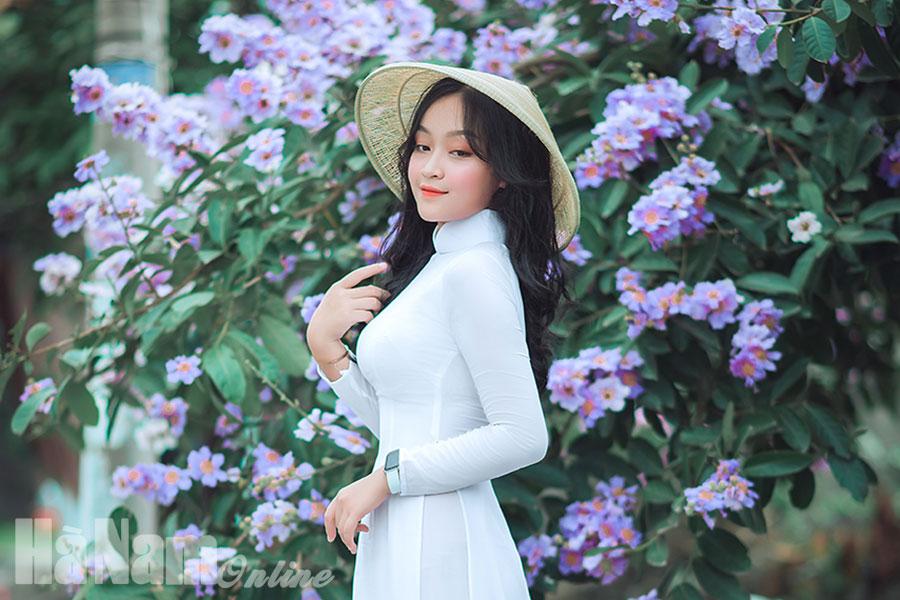 Dịu dàng sắc tím bằng lăng