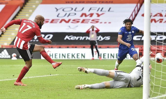 Chelsea thua đậm Sheffield