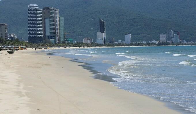 Đà Nẵng cấm tắm biển