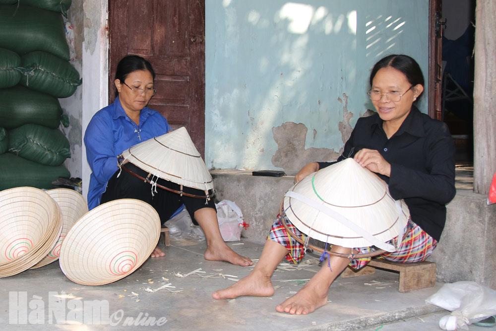 Nét riêng làng nghề