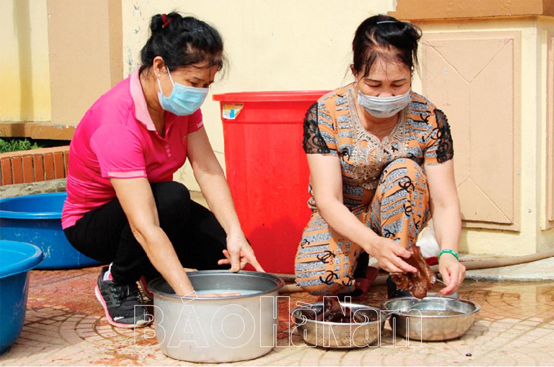 Gắn phong trào thi đua với thực hiện nhiệm vụ chính trị