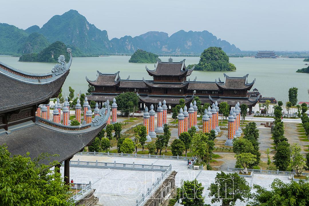 Hà Nam phối hợp tổ chức Giải chạy Marathon “Vì an toàn giao thông” lần thứ nhất tại chùa Tam Chúc