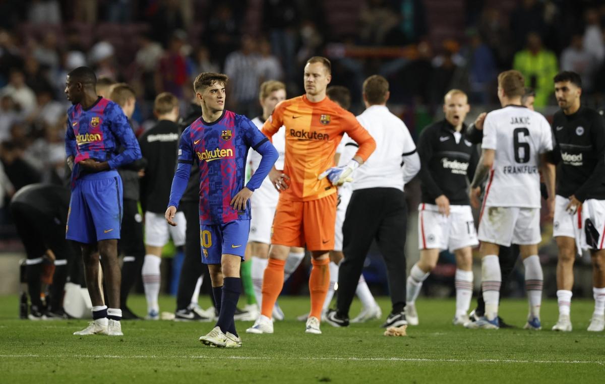 Kết quả Europa League: Barca bị loại, West Ham gặp Frankfurt ở bán kết