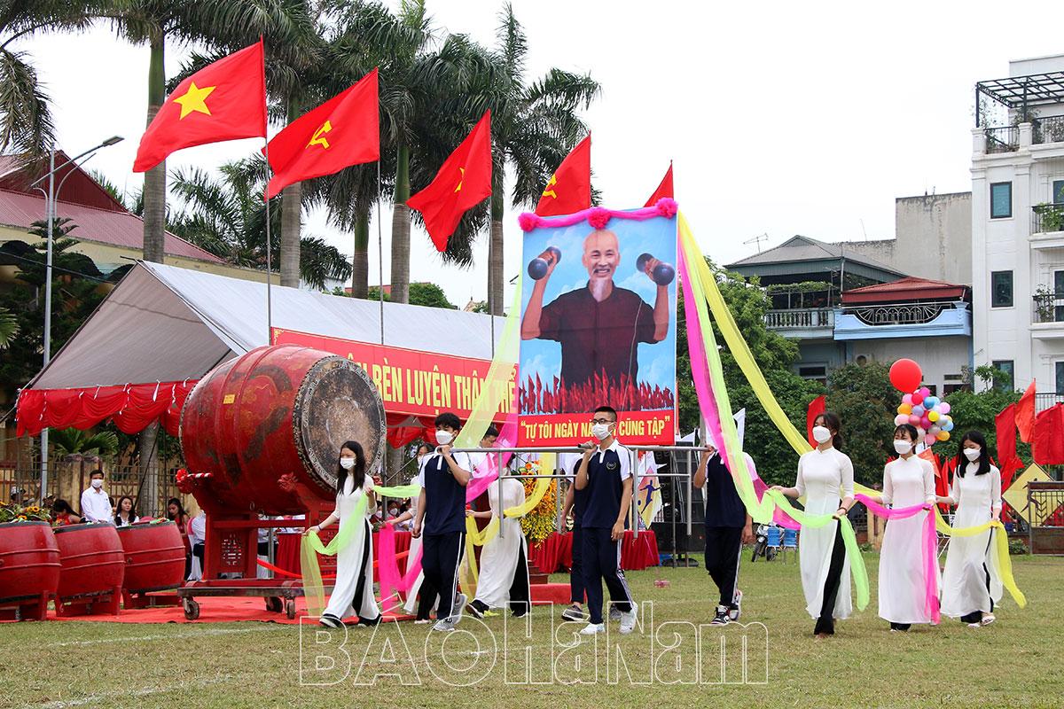 Gần 3000 VĐV tham dự Đại hội TDTT huyện Lý Nhân lần thứ IX