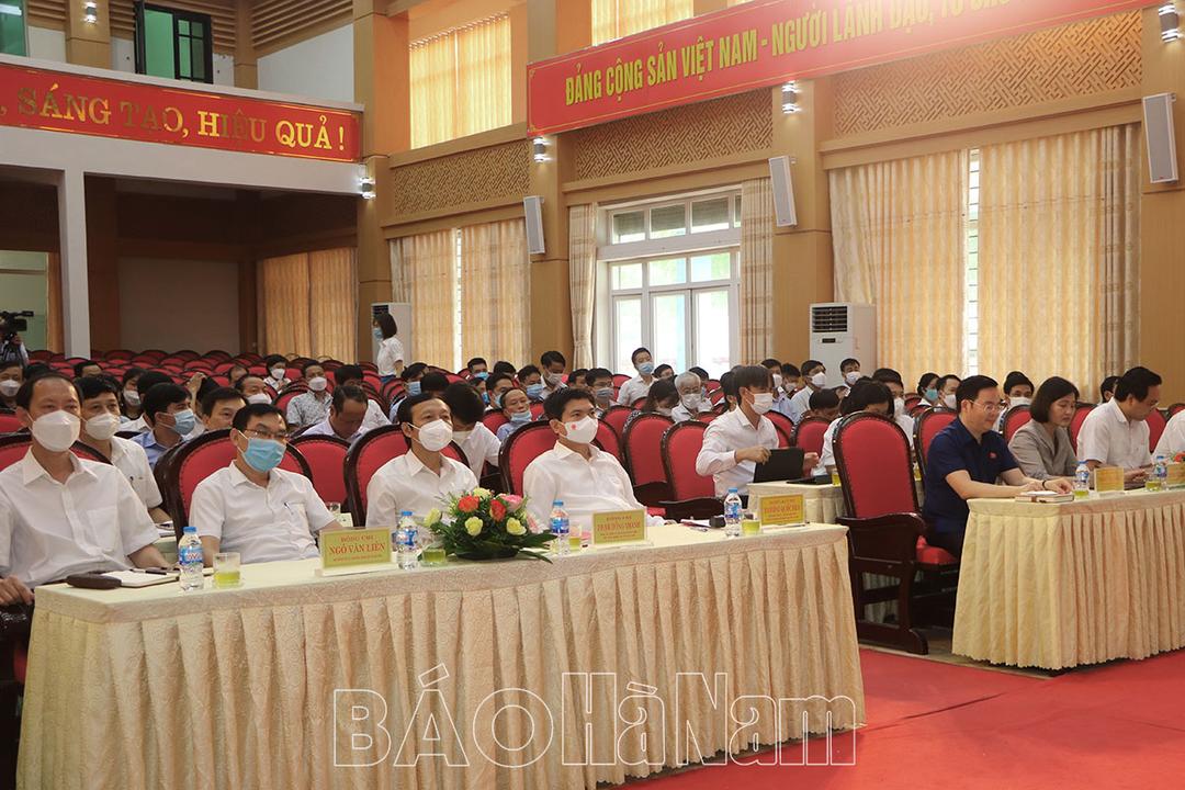 Đoàn ĐBQH tỉnh tiếp xúc cử tri trước kỳ họp thứ 3 Quốc hội khóa XV tại Thị xã Duy Tiên và các huyện Kim Bảng, Bình Lục