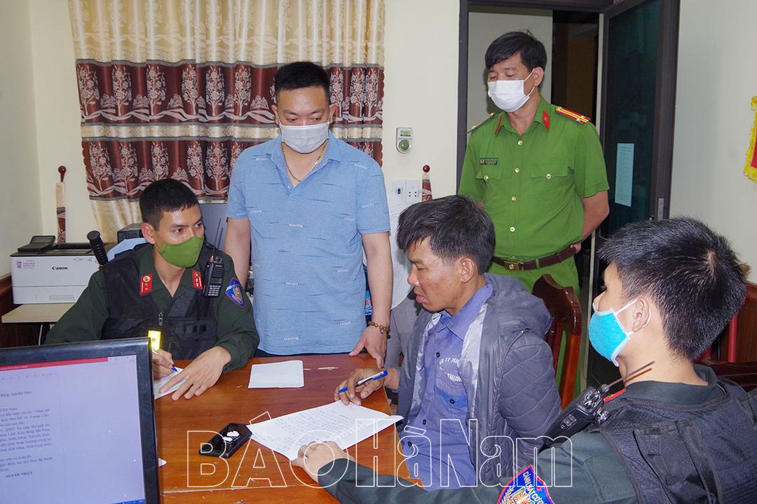 Cảnh sát Cơ động bắt quả tang đối tượng tàng trữ ma túy