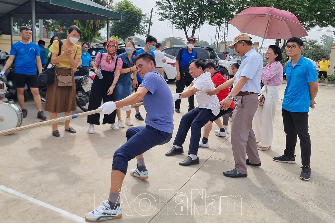 Công đoàn Viên chức tỉnh tổ chức Giải thể thao kỷ niệm 132 năm ngày sinh nhật Bác