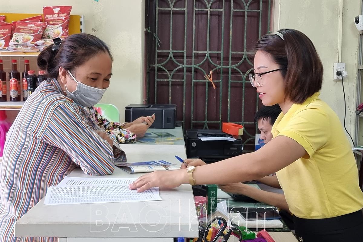 Nữ nhân viên bưu điện xuất sắc