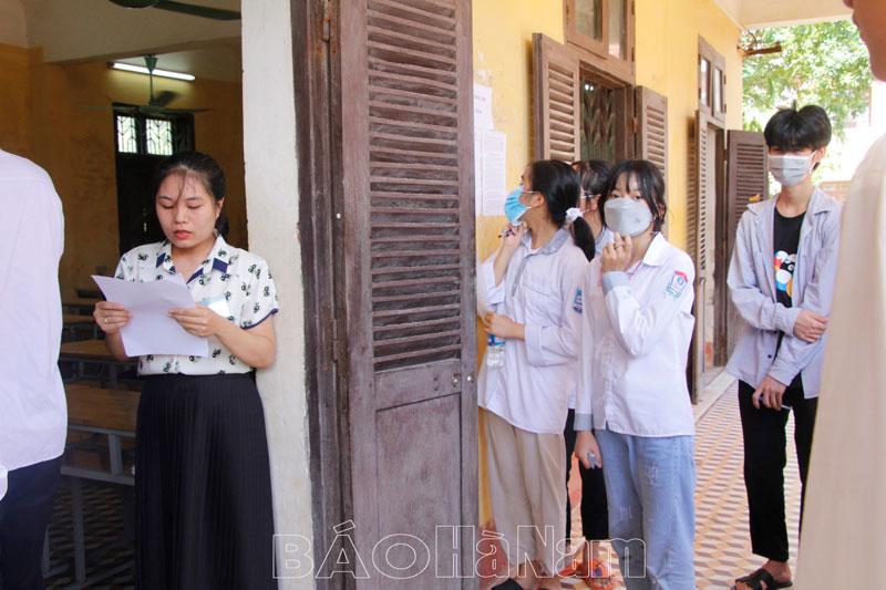 7.628 thí sinh đỗ vào lớp 10 các trường THPT không chuyên