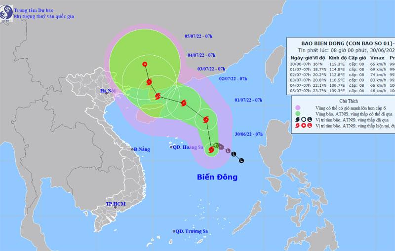 Bão giật cấp 10, cách quần đảo Hoàng Sa 430km