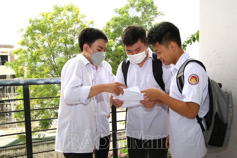 Thi môn tổ hợp sáng 8/7, 93 thí sinh ở Hà Nam vắng thi