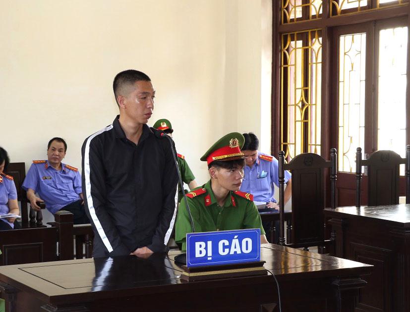 13 năm tù cho kẻ vờ mua xe ô tô để cướp giật tài sản