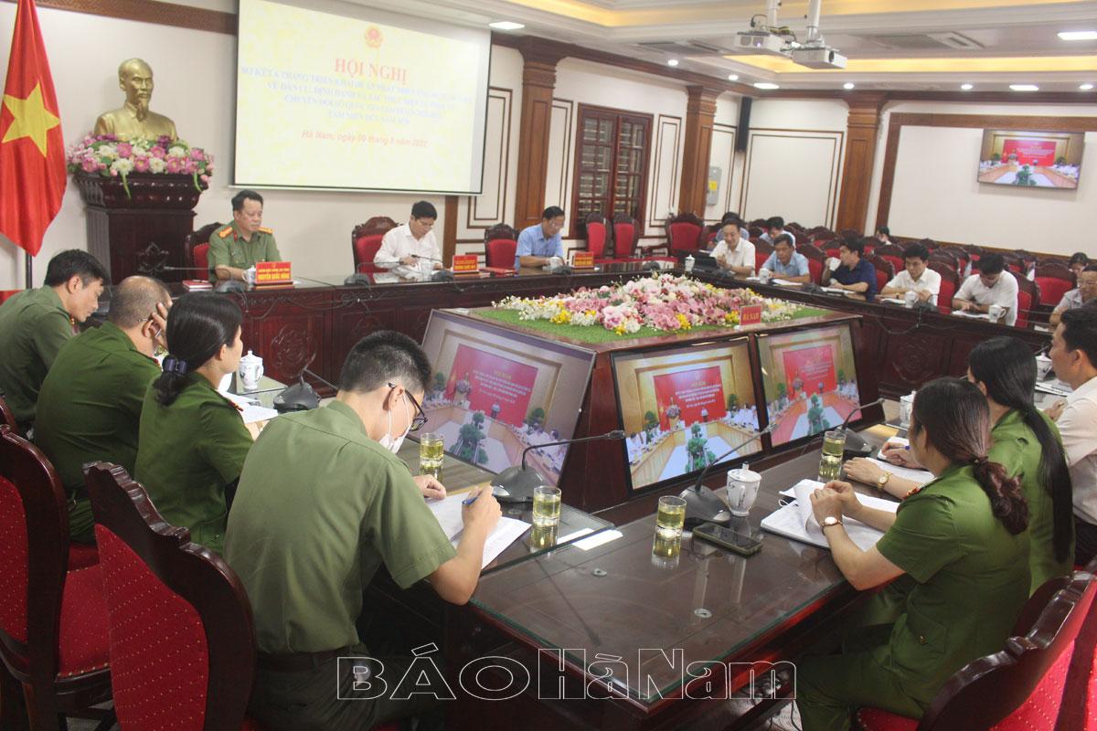 Sơ kết 6 tháng triển khai Đề án phát triển ứng dụng dữ liệu về dân cư, định danh và xác thực điện tử