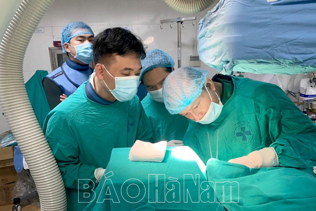 BVĐK Hà Nam: Ứng dụng y học hiện đại là nhiệm vụ sống còn