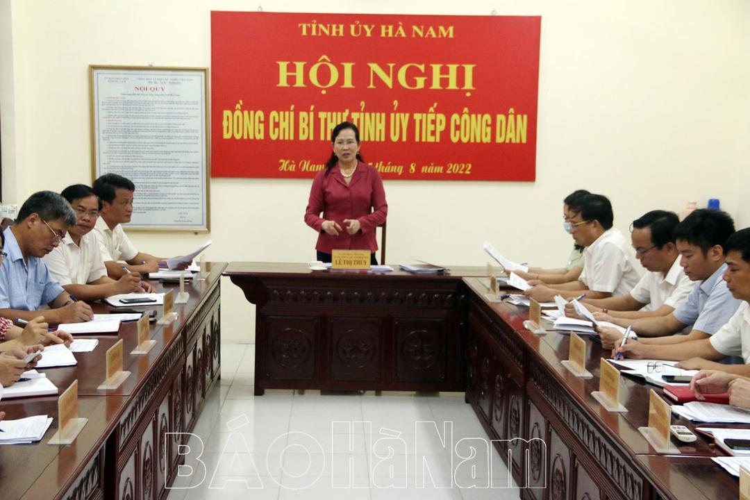 Đồng chí Bí thư Tỉnh ủy Lê Thị Thủy tiếp công dân định kỳ tháng 8/2022