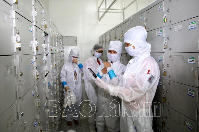 Hơn 5.000 lao động trong KCN ở Duy Tiên đã nhận hỗ trợ tiền thuê trọ