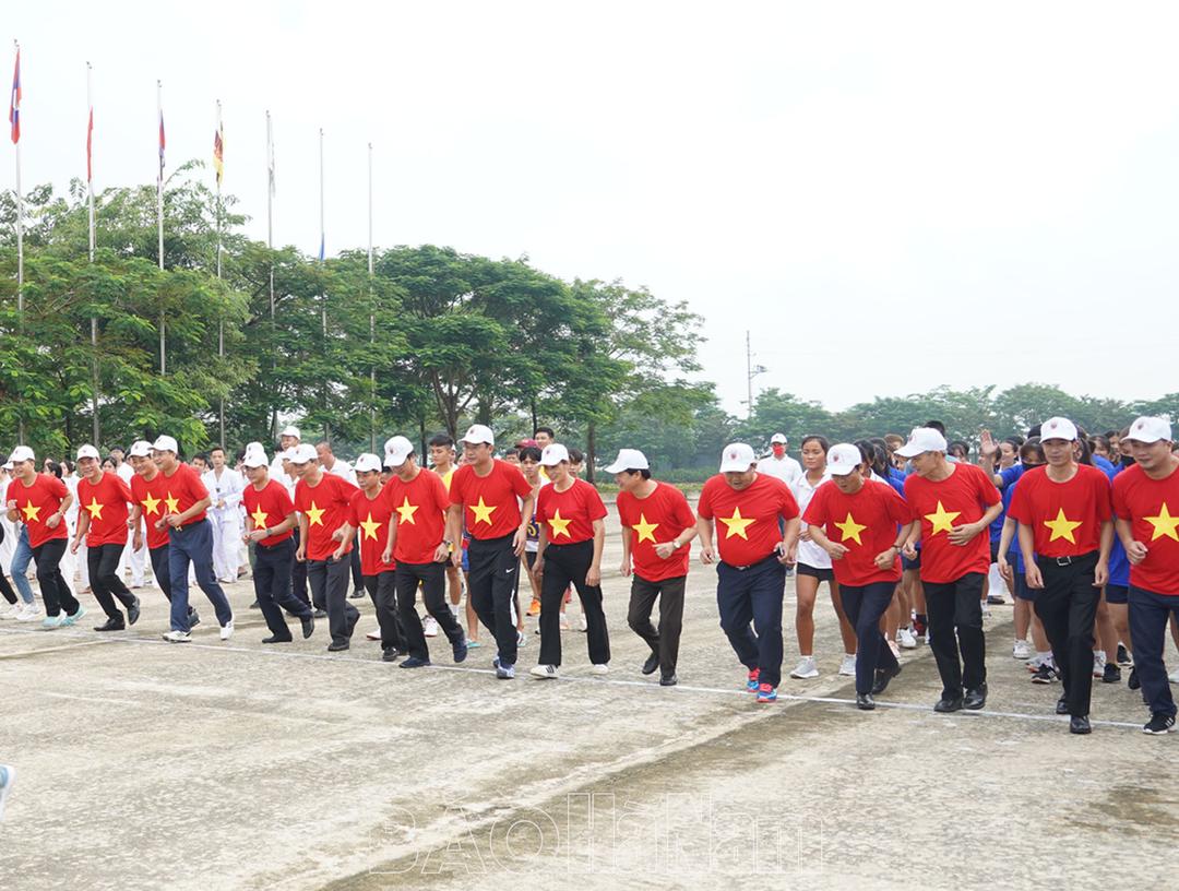 Thi đấu giải Việt dã và Teakwondo Đại hội TDTT tỉnh Hà Nam lần thứ VI và phát động Ngày chạy Olympic